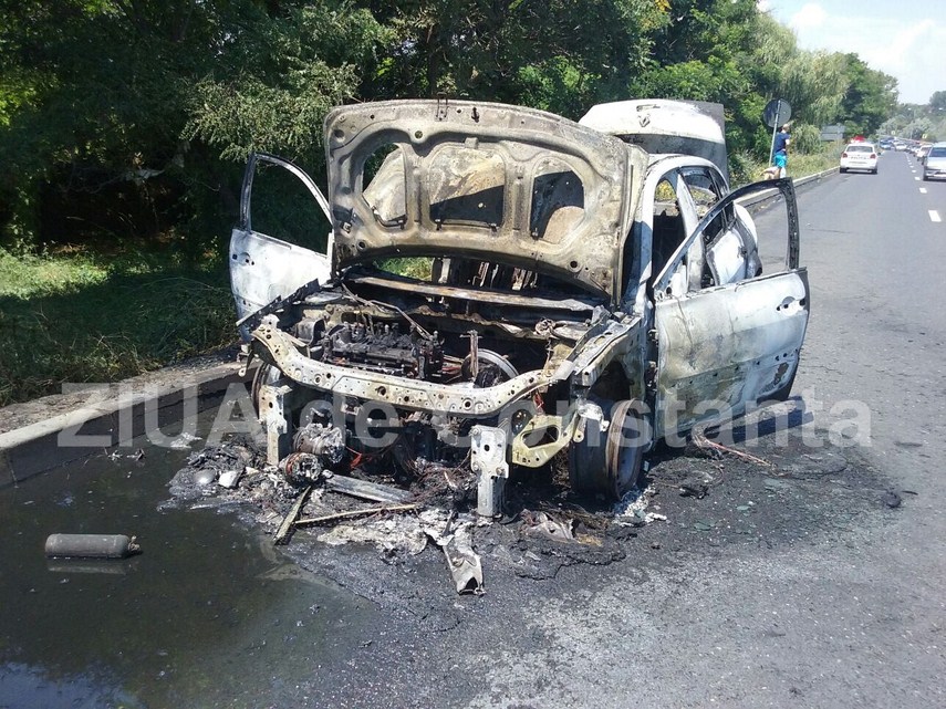 o masina a luat foc intre eforie nord si eforie sud 598972