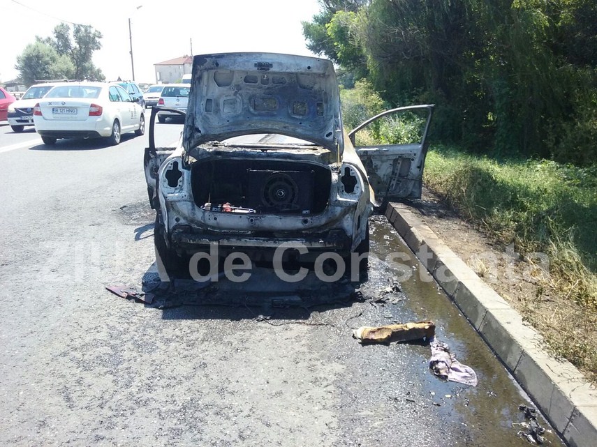 o masina a luat foc intre eforie nord si eforie sud 598972