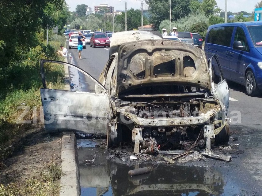 o masina a luat foc intre eforie nord si eforie sud 598972