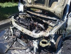 O maşină a luat foc între Eforie Nord şi Eforie Sud! (galerie foto+video) 