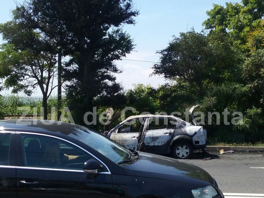 o masina a luat foc intre eforie nord si eforie sud 598972