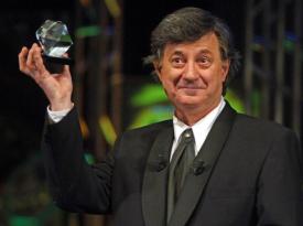 Caramitru, distins cu titlurile de \