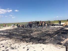 Imaginile dezastrului!  Ce a mai rămas din cherhanaua care a luat foc,  de pe plaja Vadu (Galerie foto)  