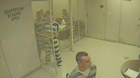 Opt deținuți s-au transformat în salvatori. Vedeți cui au salvat ei viața (video)