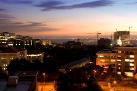 Cel mai mare oraş din Africa închide cluburile şi bisericile