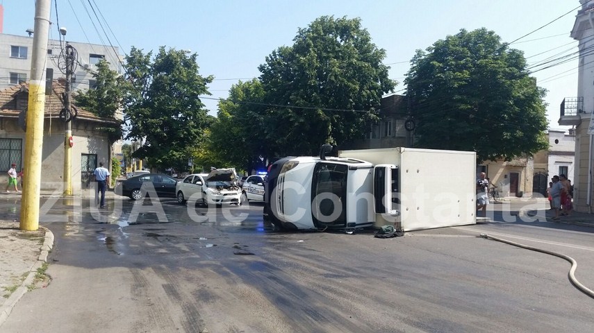 accident la intersectia dintre i g duca cu mamaia 600494
