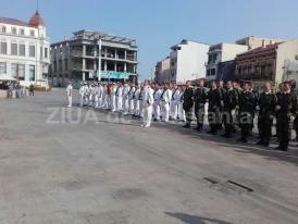 „Deșteaptă-te, române!“ a răsunat în Piața Ovidiu Cum serbează militarii Ziua Imnului (galerie foto+video)   