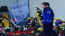 Slujbă de pomenire pentru victimele de la Colectiv în fața fostului club