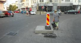 Constănţeanul supărat Monumente publice ţinute la... lumânare! 