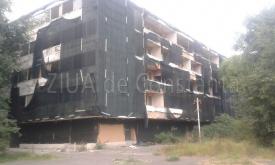UPDATE2. Hotelul Ancora, din Eforie Sud, lăsat pradă paraginii 