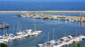 Incident în Portul Turistic Tomis Proprietar de velier, amendat cu 1.000 de lei după ce s-a certat cu polițiștii de frontieră   