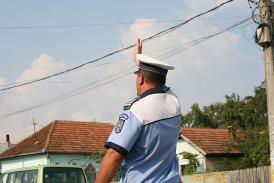 Un poliţist a refuzat 1.600 de lei mită