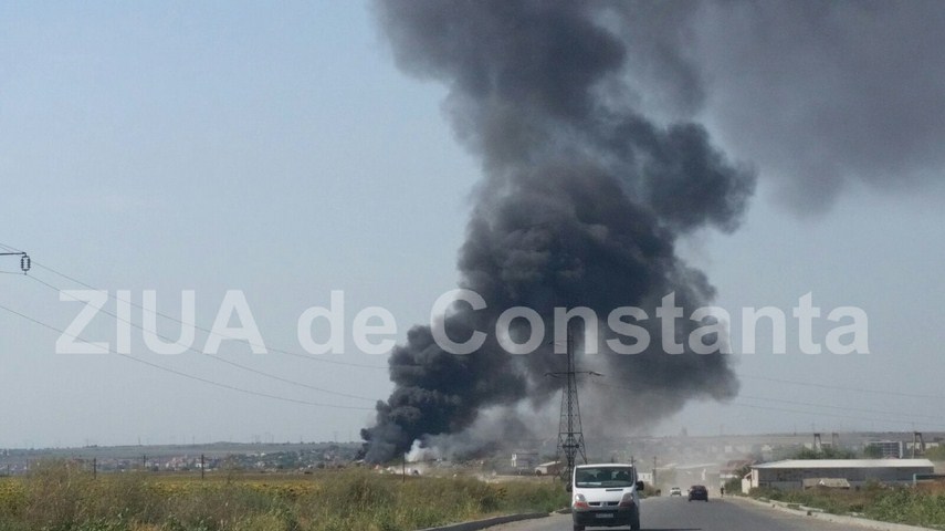 fotoreportaj un doamne ajuta in gand si o pata neagra de cenusa pe cerul constantei 603184