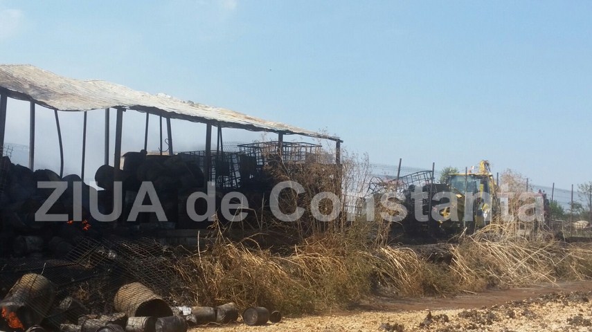 fotoreportaj un doamne ajuta in gand si o pata neagra de cenusa pe cerul constantei 603184