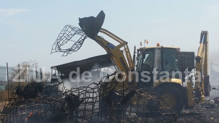 fotoreportaj un doamne ajuta in gand si o pata neagra de cenusa pe cerul constantei 603184