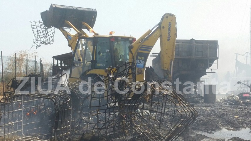 fotoreportaj un doamne ajuta in gand si o pata neagra de cenusa pe cerul constantei 603184