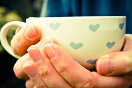 Românii își vând munca… pe credit la bancă…   