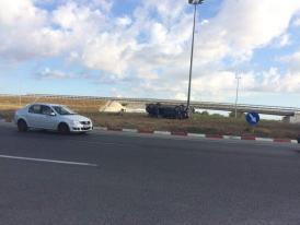 S-a răsturnat cu maşina în sensul giratoriu de la Agigea (galerie foto)