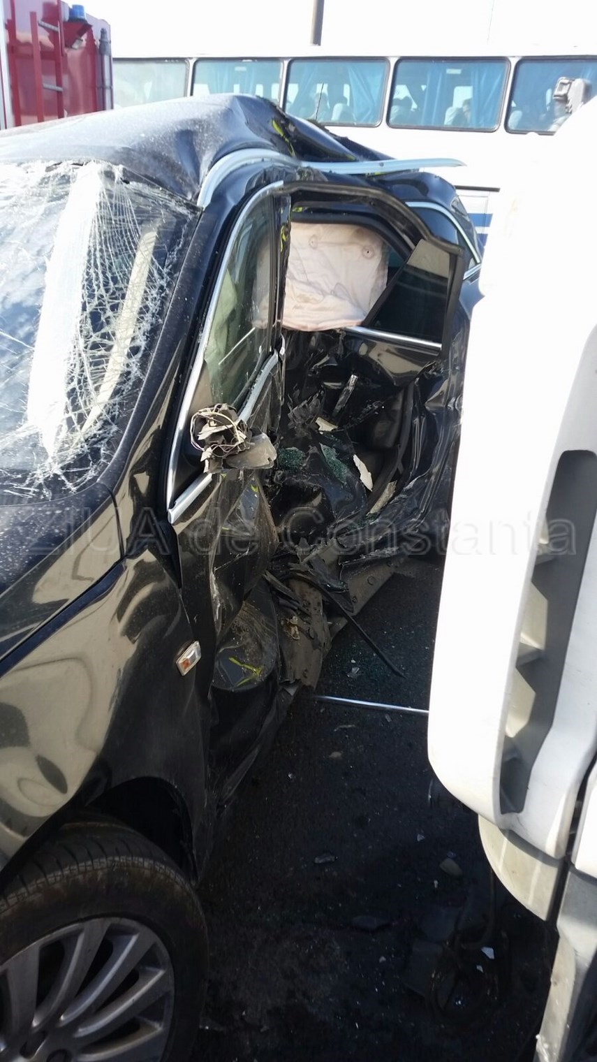 accident intre constanta si valu lui traian o persoana ar fi incarcerata 605440