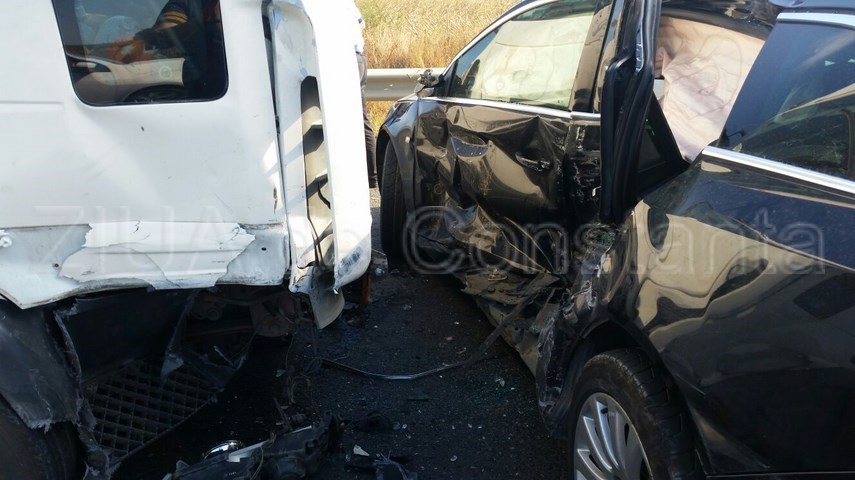 accident intre constanta si valu lui traian o persoana ar fi incarcerata 605440