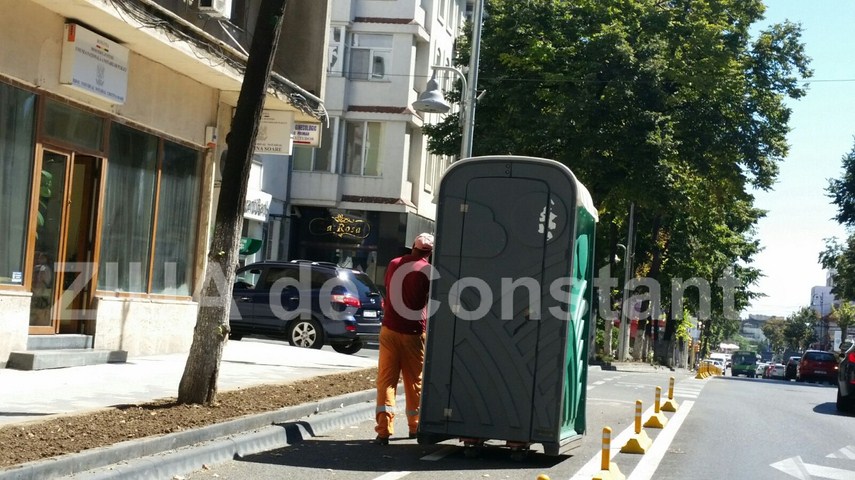 constanta cu toaleta ecologica pe pista de biciclete galerie foto 605547