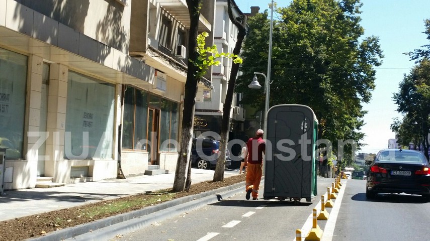 constanta cu toaleta ecologica pe pista de biciclete galerie foto 605547