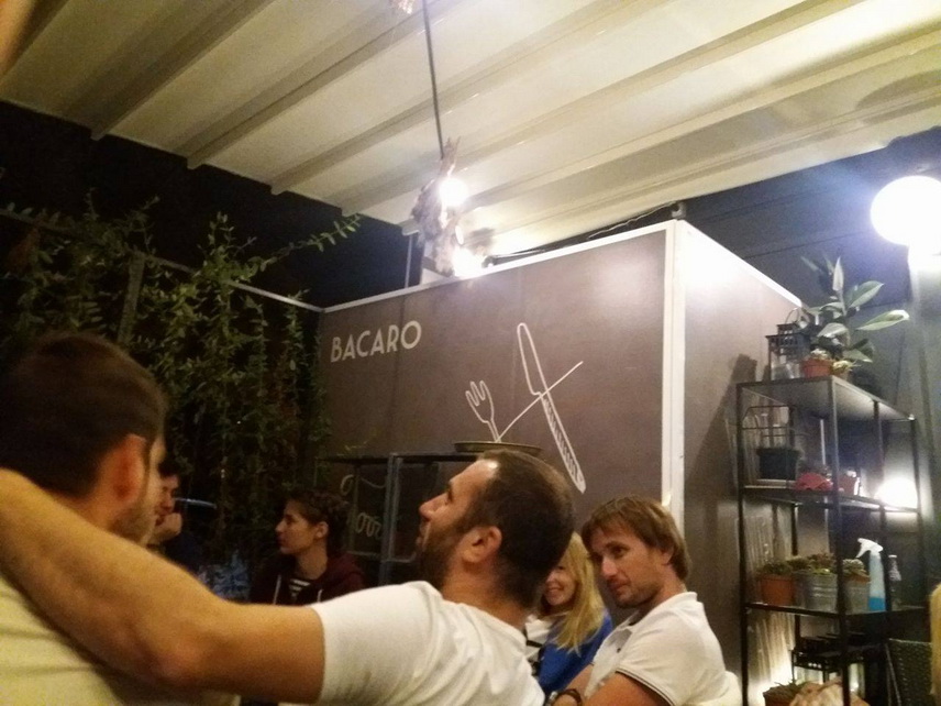 bacaro un restaurant cu atmosfera si muzica relaxante dar cu preparate scumpe din portul turistic tomis