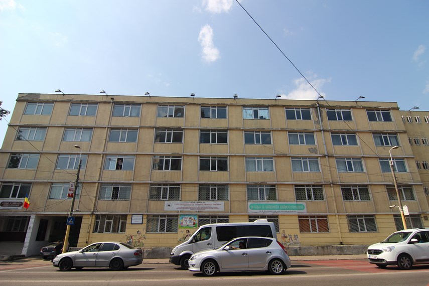 campanie ziua de constanta cum arata scoala ta la inceput de an scolar impartasiti cu noi problemele