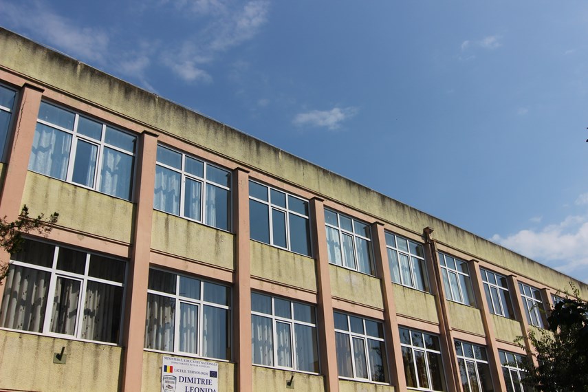 campanie ziua de constanta cum arata scoala ta la inceput de an scolar impartasiti cu noi problemele