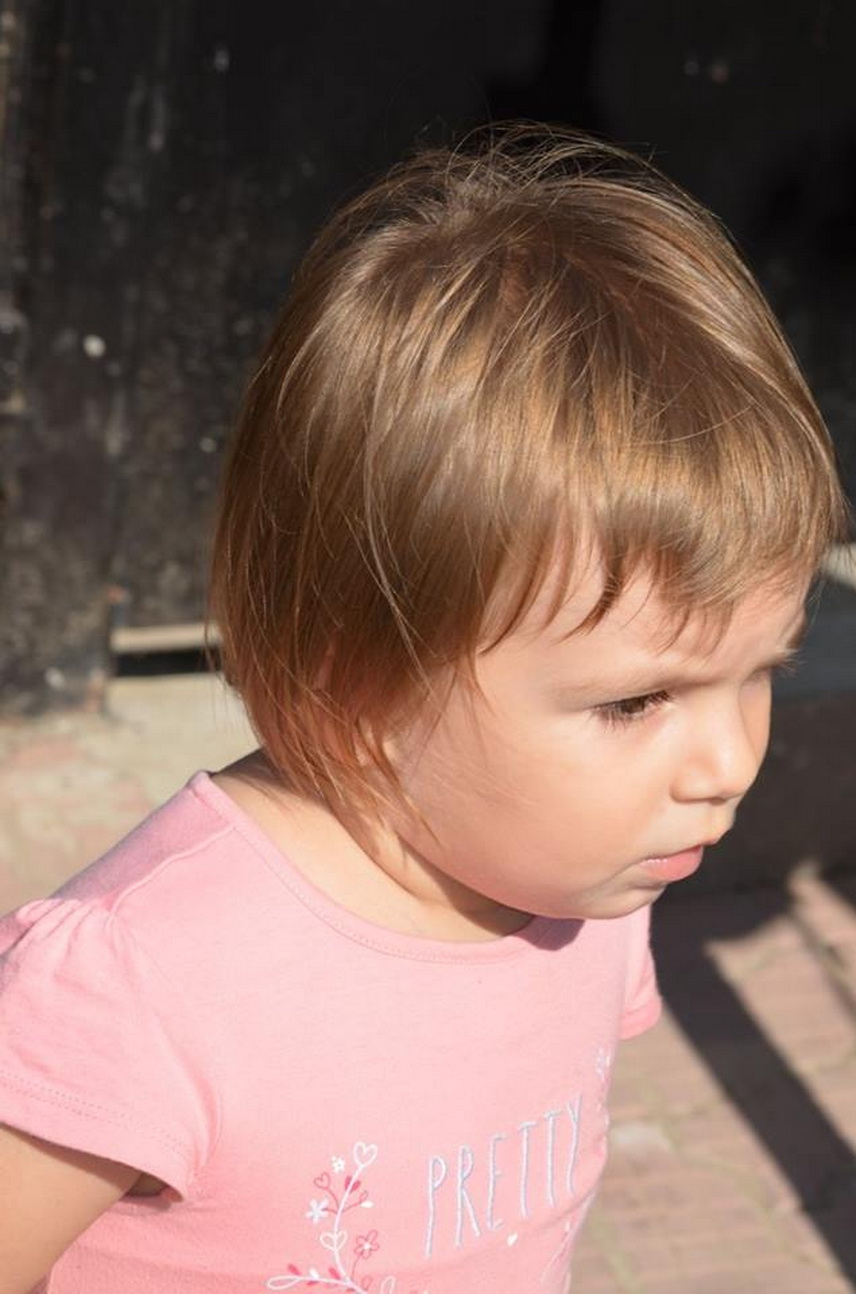 micutii de la baby genius constanta au oferit un adevarat spectacol in deschiderea festiva a noului an