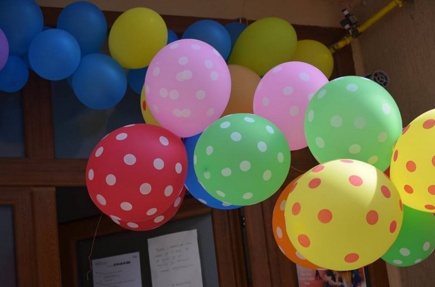 micutii de la baby genius constanta au oferit un adevarat spectacol in deschiderea festiva a noului an