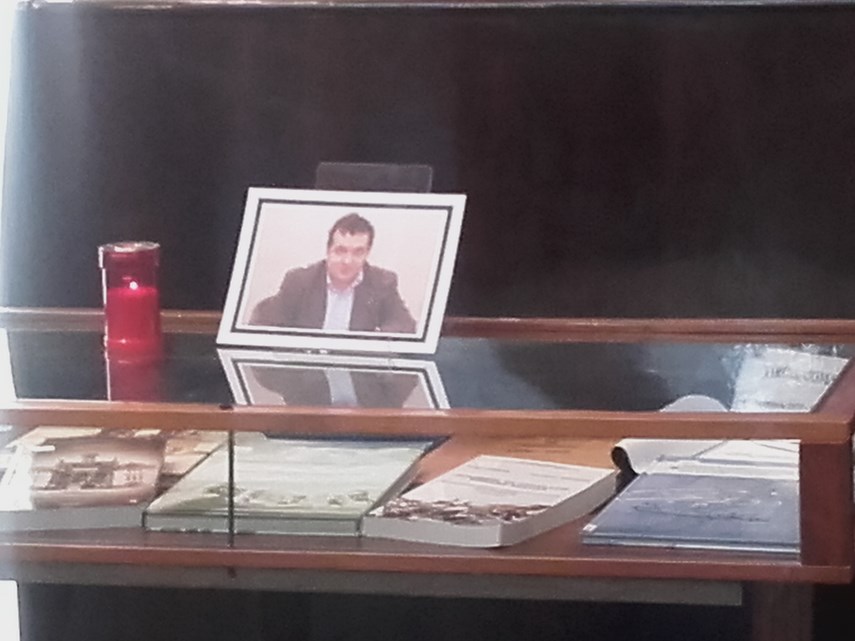 emotii regrete si lacrimi ultimul volum semnat de regretatul virgil coman lansat la constanta galerie