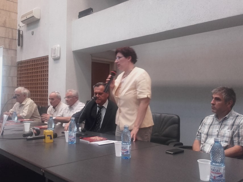 emotii regrete si lacrimi ultimul volum semnat de regretatul virgil coman lansat la constanta galerie