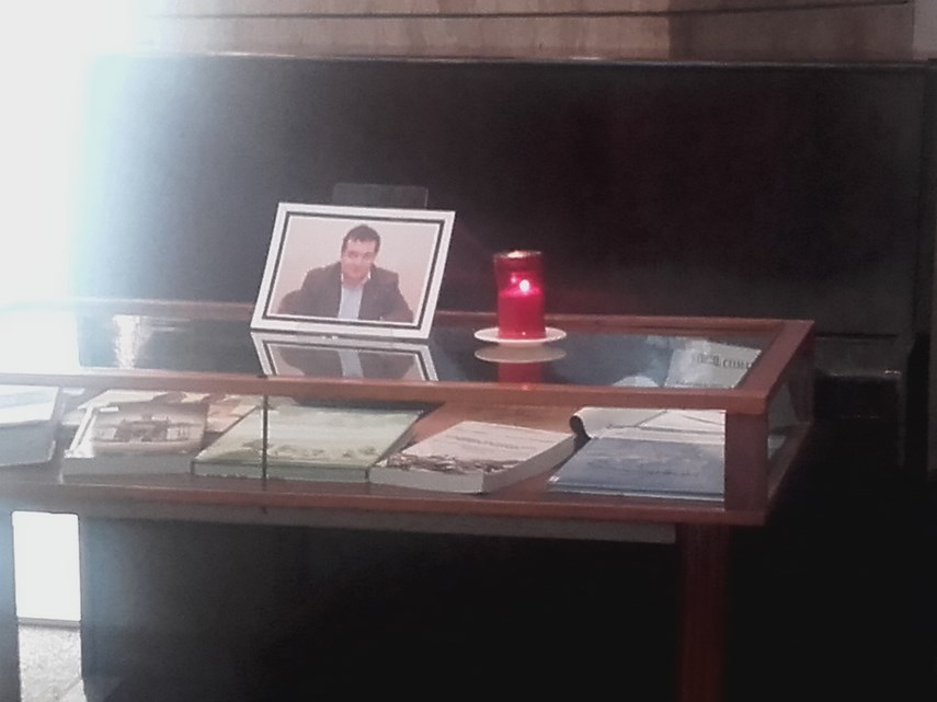 emotii regrete si lacrimi ultimul volum semnat de regretatul virgil coman lansat la constanta galerie