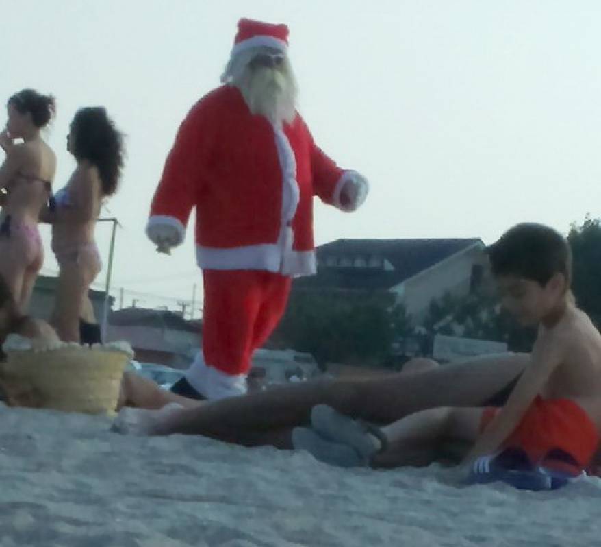 Moș Crăciun A Verificat Cine E Cuminte și Cine Nu Pe Plaja De La
