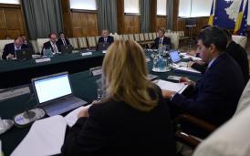 Guvernul a suplimentat numărul maxim de posturi pentru instanțe