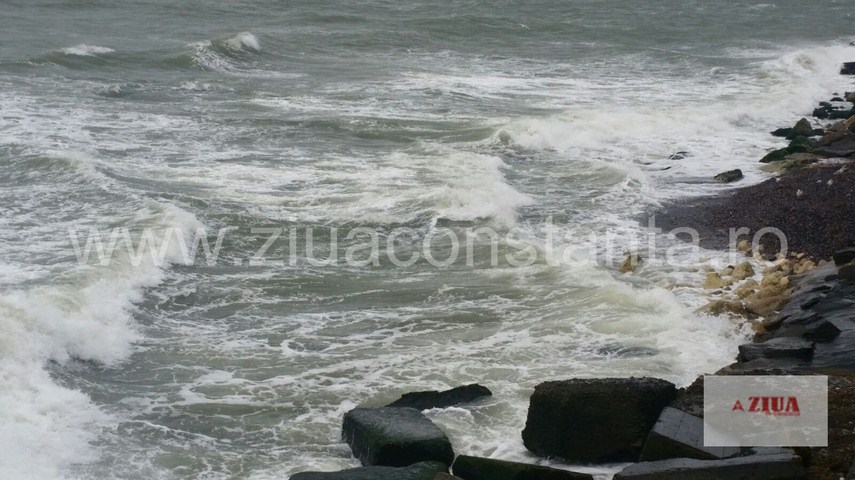 fotoreportaj constanta cum arata marea neagra dupa codul portocaliu 607853