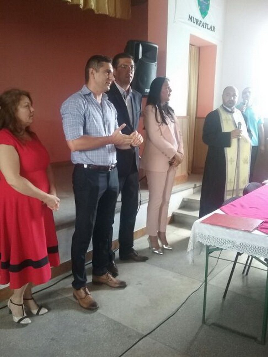 la inceput de an scolar elevii din siminoc au primit rechizite galerie foto 608006