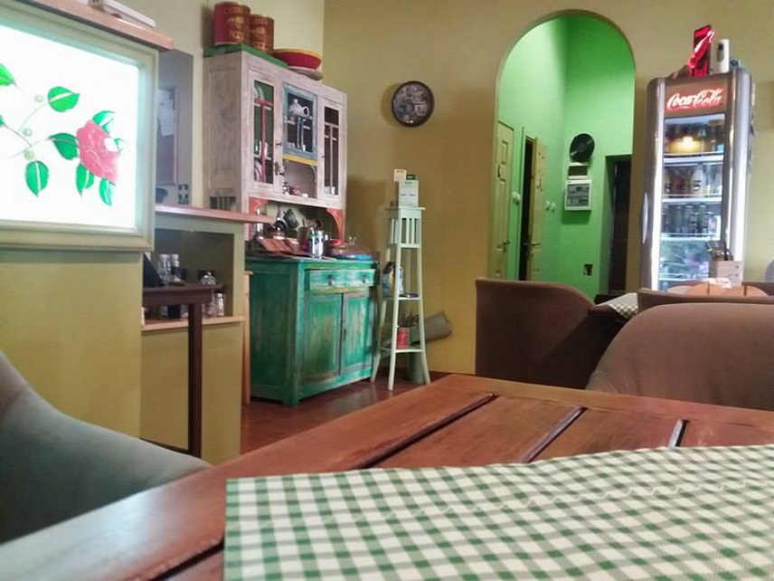 la restaurantul mangia mangia cucina italiana ai o atmosfera autentica cu preparate la preturi mici galerie