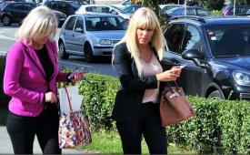 Elena Udrea, din nou în băncile facultăţii. „Am avut emoția de acum 20 de ani, la începerea cursurilor de teologie“ (galerie foto)