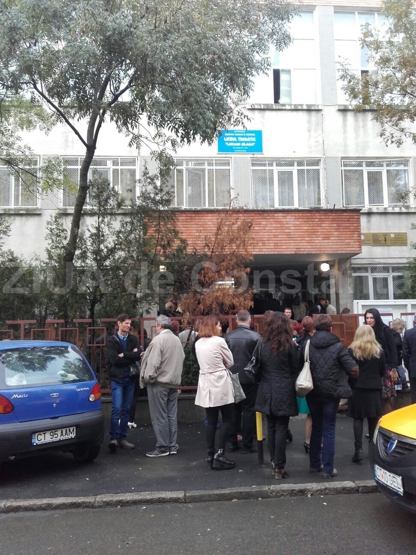 au trecut de proba scrisa a concursului pentru directori doi dintre candidati au spus pas din start galerie