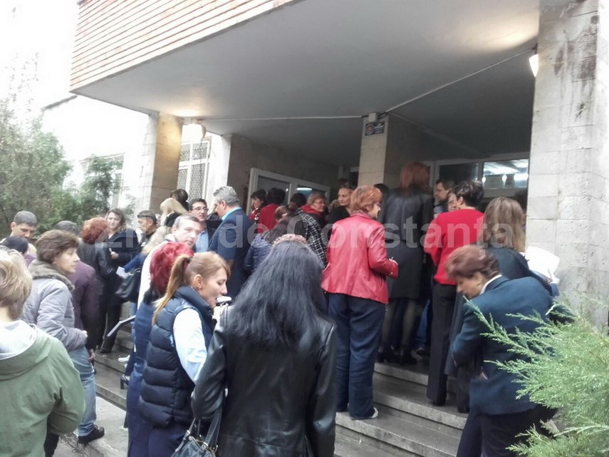 cine sunt candidatii respinsi din constanta la proba scrisa pentru ocuparea functiilor de directori document