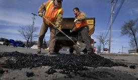 Programul de asfaltare a străzilor din Murfatlar se reia