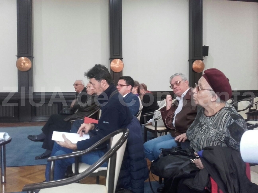 se va ajunge in instanta constantenii spun nu blocului de opt etaje pe care patronul de la ruana il vrea