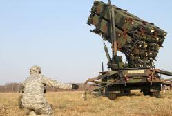 UPDATE 2 Un sistem de rachete Patriot ajunge în România, în poligonul Capu Midia (galerie foto) 