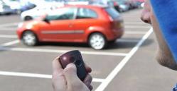 Constănţeni, aveţi grijă când încuiaţi maşinile în parcările mall-urilor şi supermarketurilor! O şoferiţă povesteşte ce a păţit 