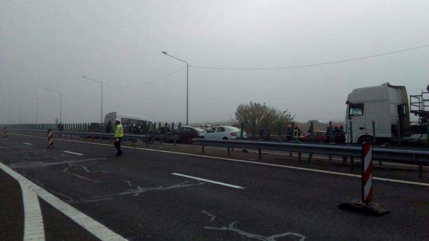 carambol pe autostrada soarelui din cauza cetii dense 613555