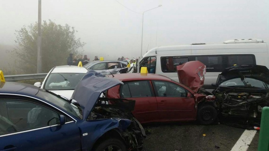 carambol pe autostrada soarelui din cauza cetii dense 613555