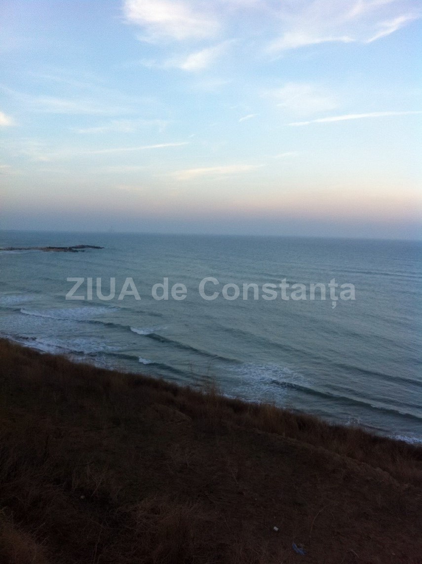 update o plaja din eforie sud sufocata de gunoaie abadl promite controale 613824