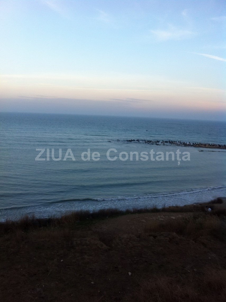 update o plaja din eforie sud sufocata de gunoaie abadl promite controale 613824